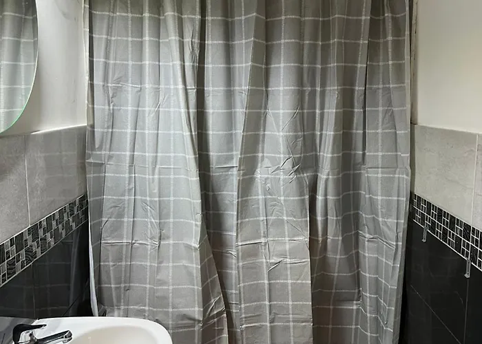 Alojamento de Acomodação e Pequeno-almoço Ocea Nápoles